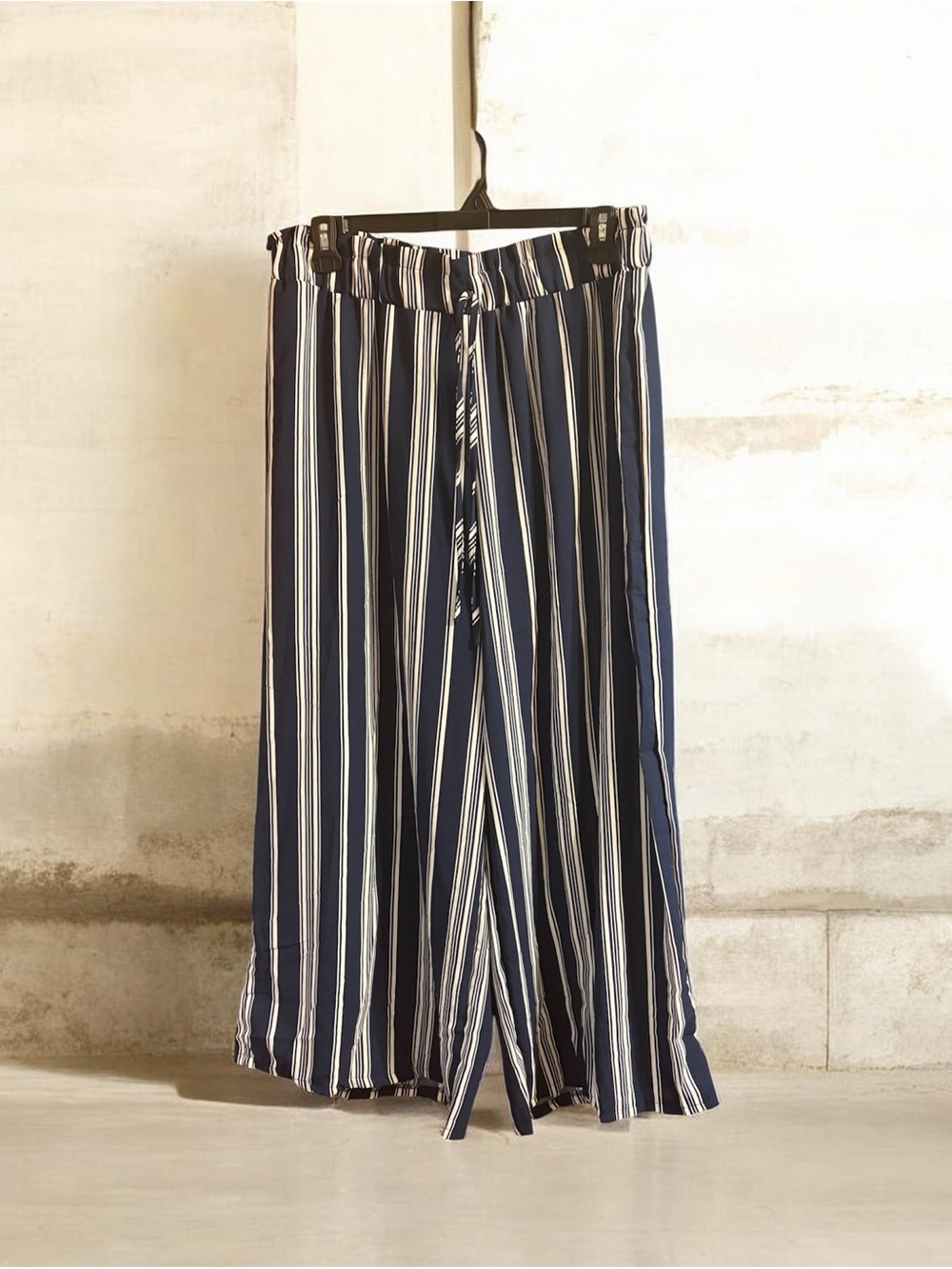 Striped Navy and White Casual Wide-Leg Pants